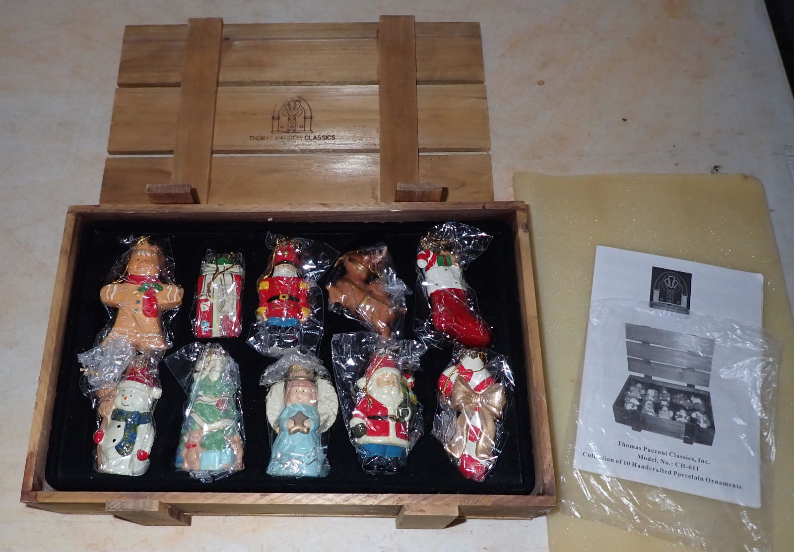 Thomas Picconi Classics Christmas Ornaments (1 of 3)