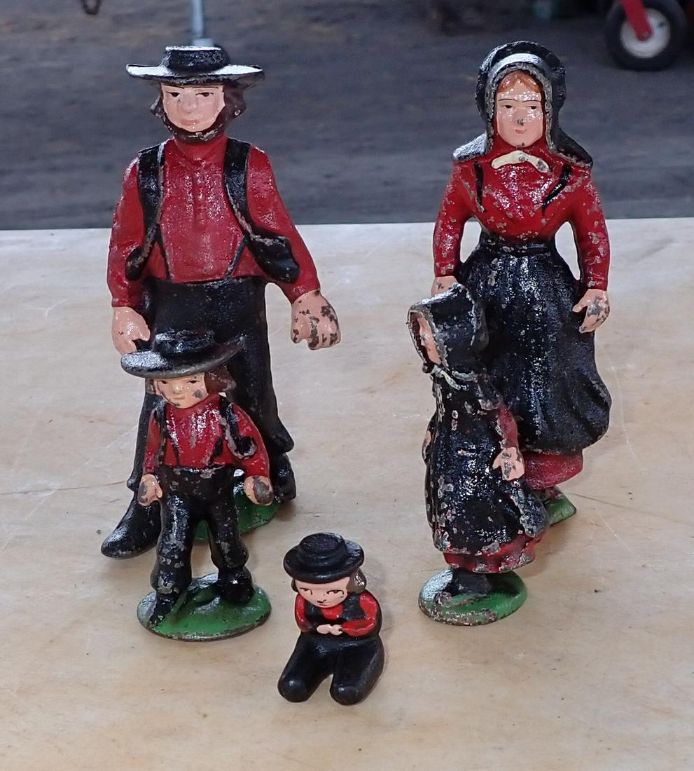 Cast Iron Amish Figures (1 of 2)