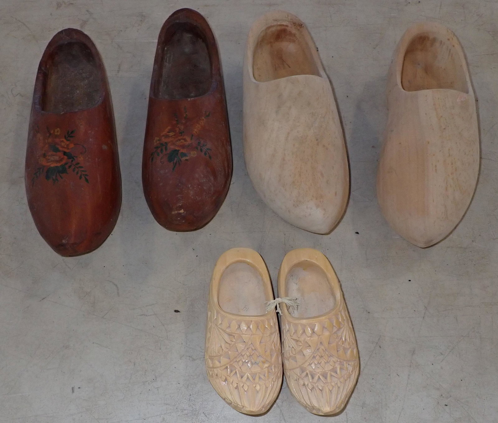 Wooden Shoes: Longest are apprx 12"
