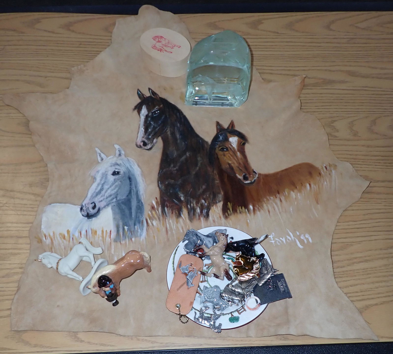 Horse Painting on Leather misc Knick Knacks (1 of 4)