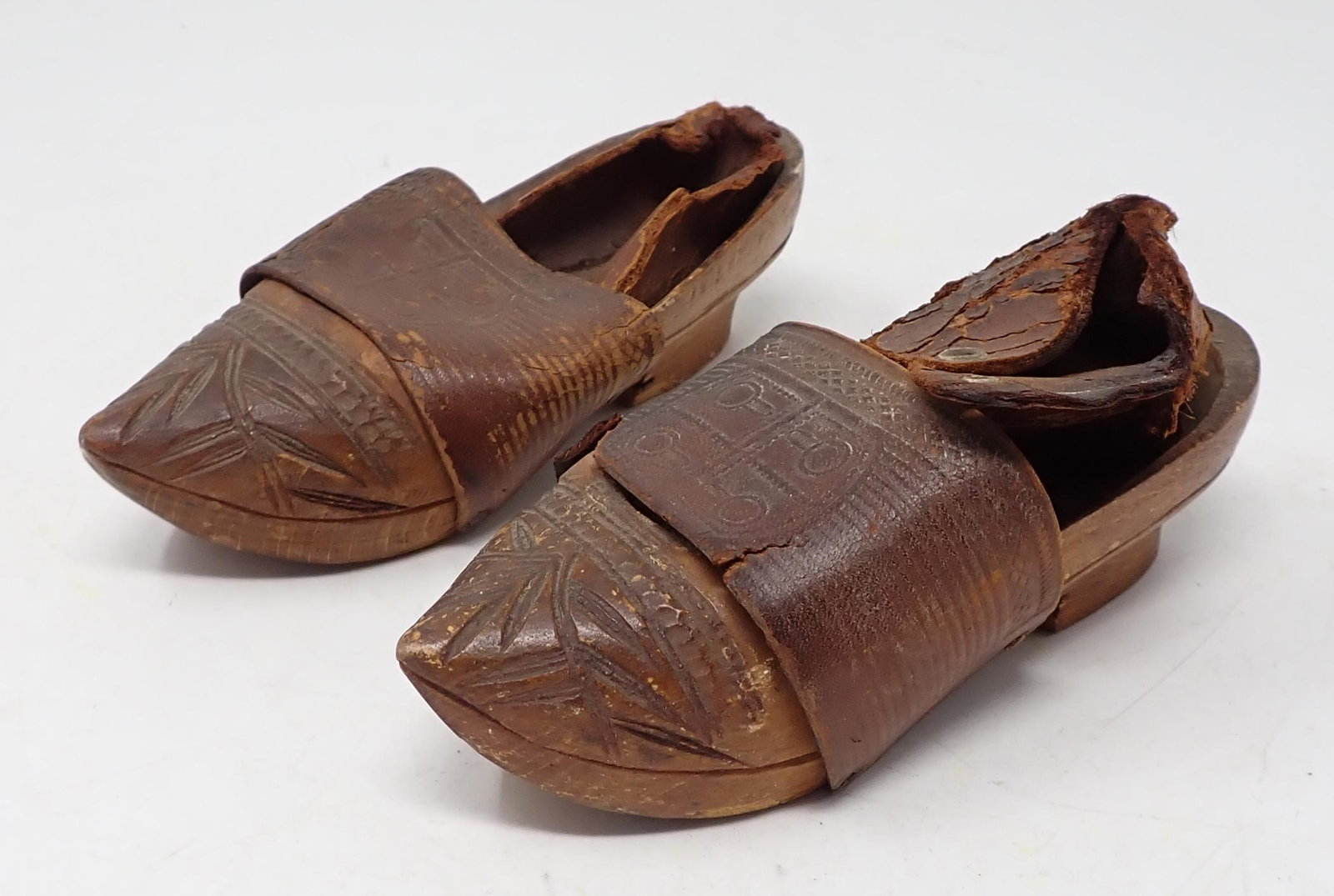 Antique Wood and Leather Shoes: Approx 6 1/8" long