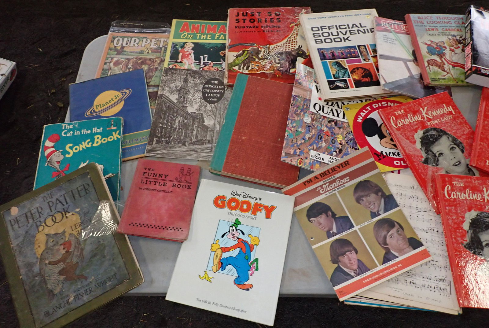 Books Maps Misc Ephemera (1 of 9)