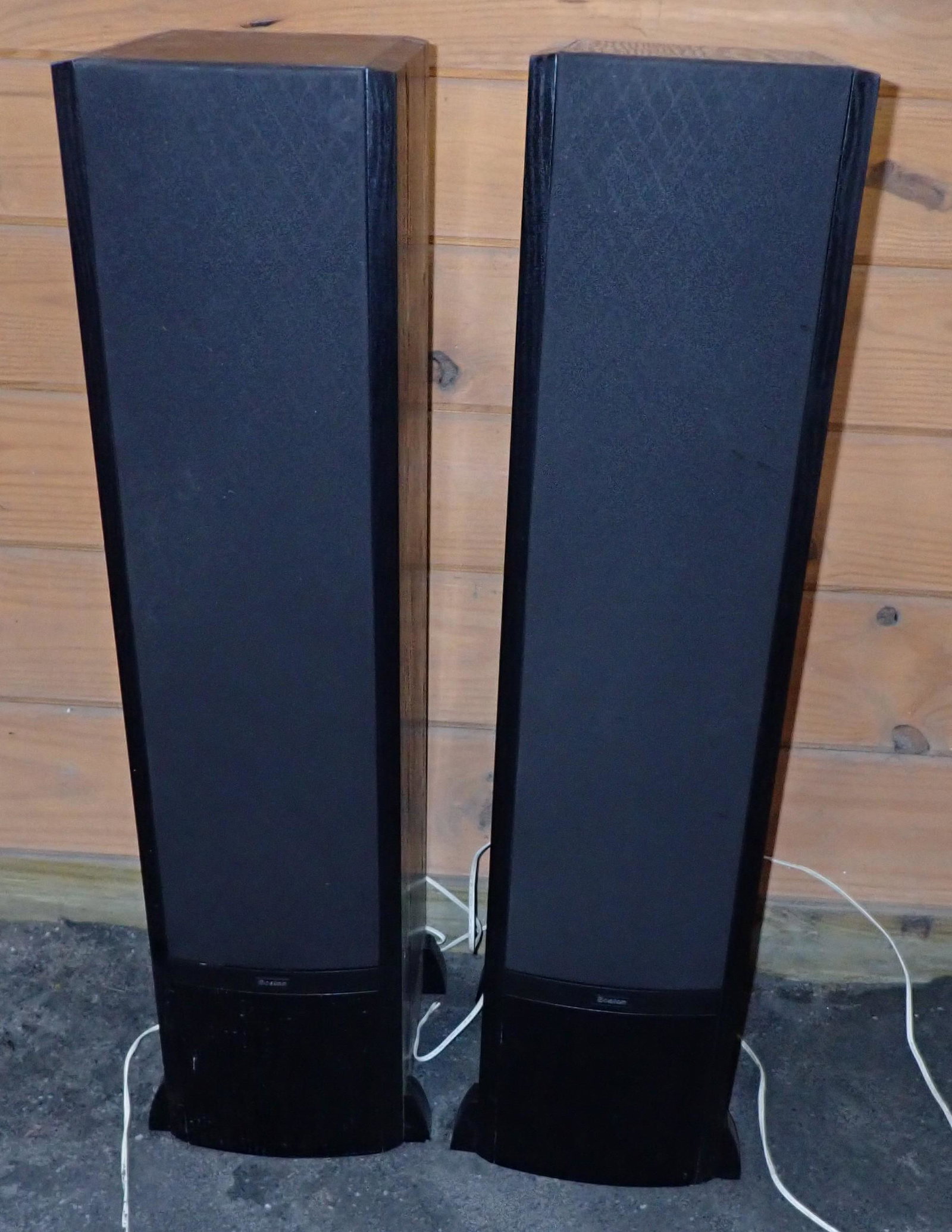 Boston VR2 Speakers: Approx 38 1/2" tall