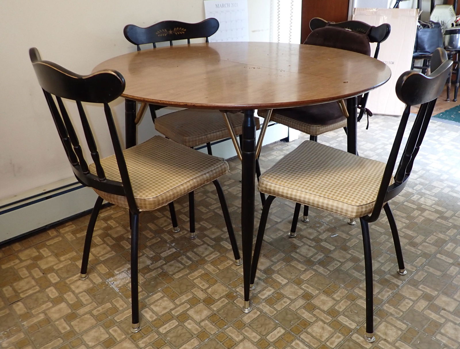 Vintage Howell Table & 4 Chairs (1 of 6)