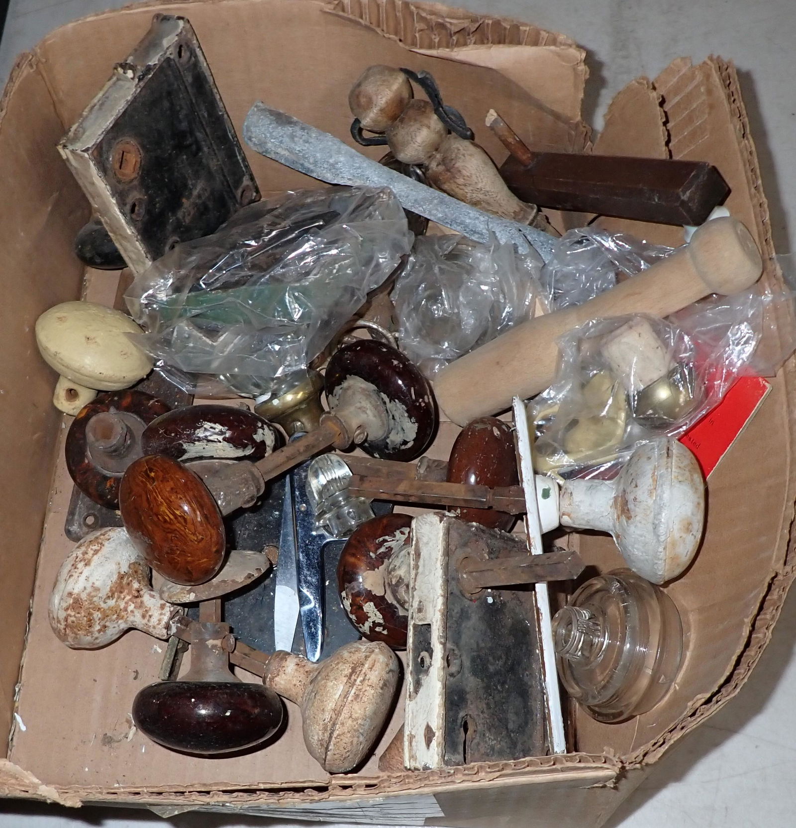 Box of Door Knobs and Misc (1 of 1)