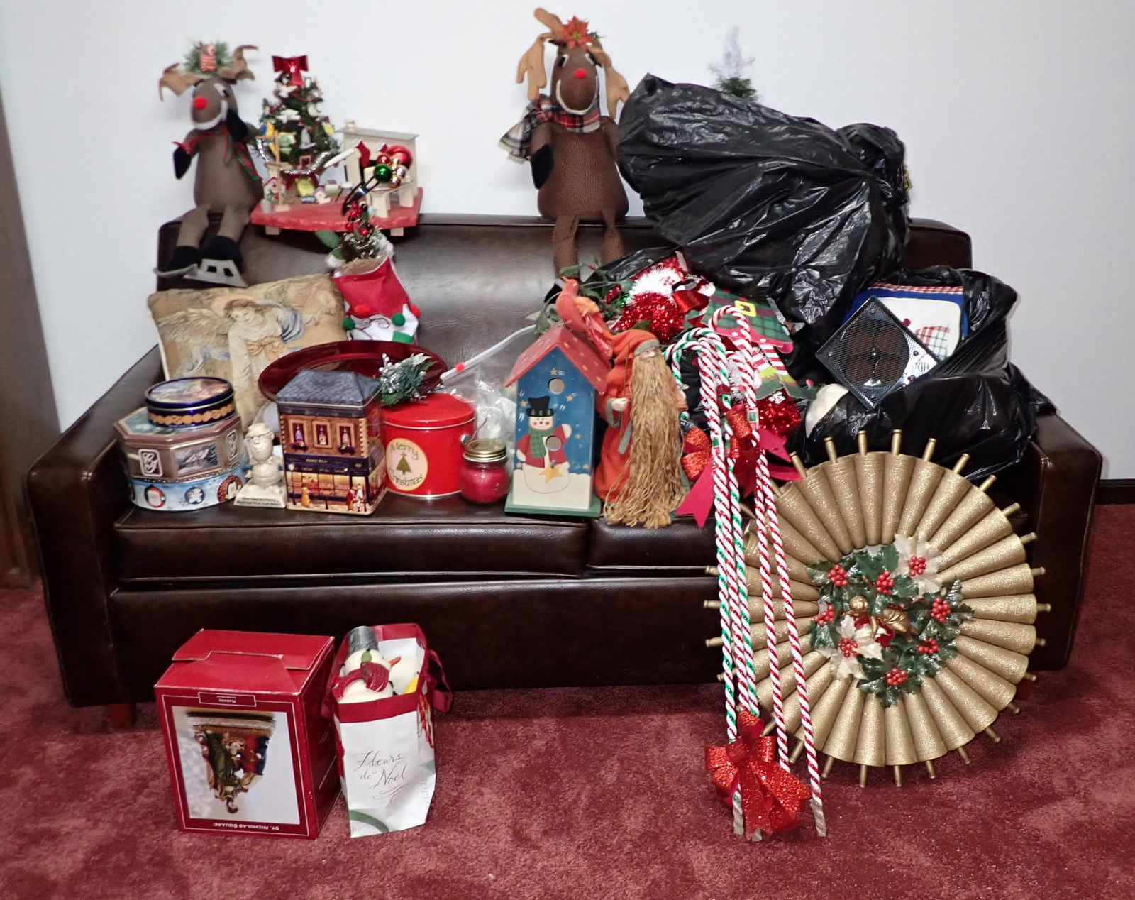 Christmas Decorations and Misc (1 of 5)