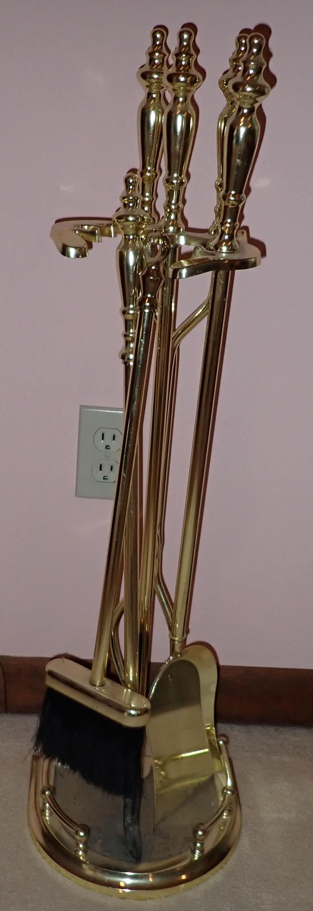 Brass Fireplace Set: Fireplace tools