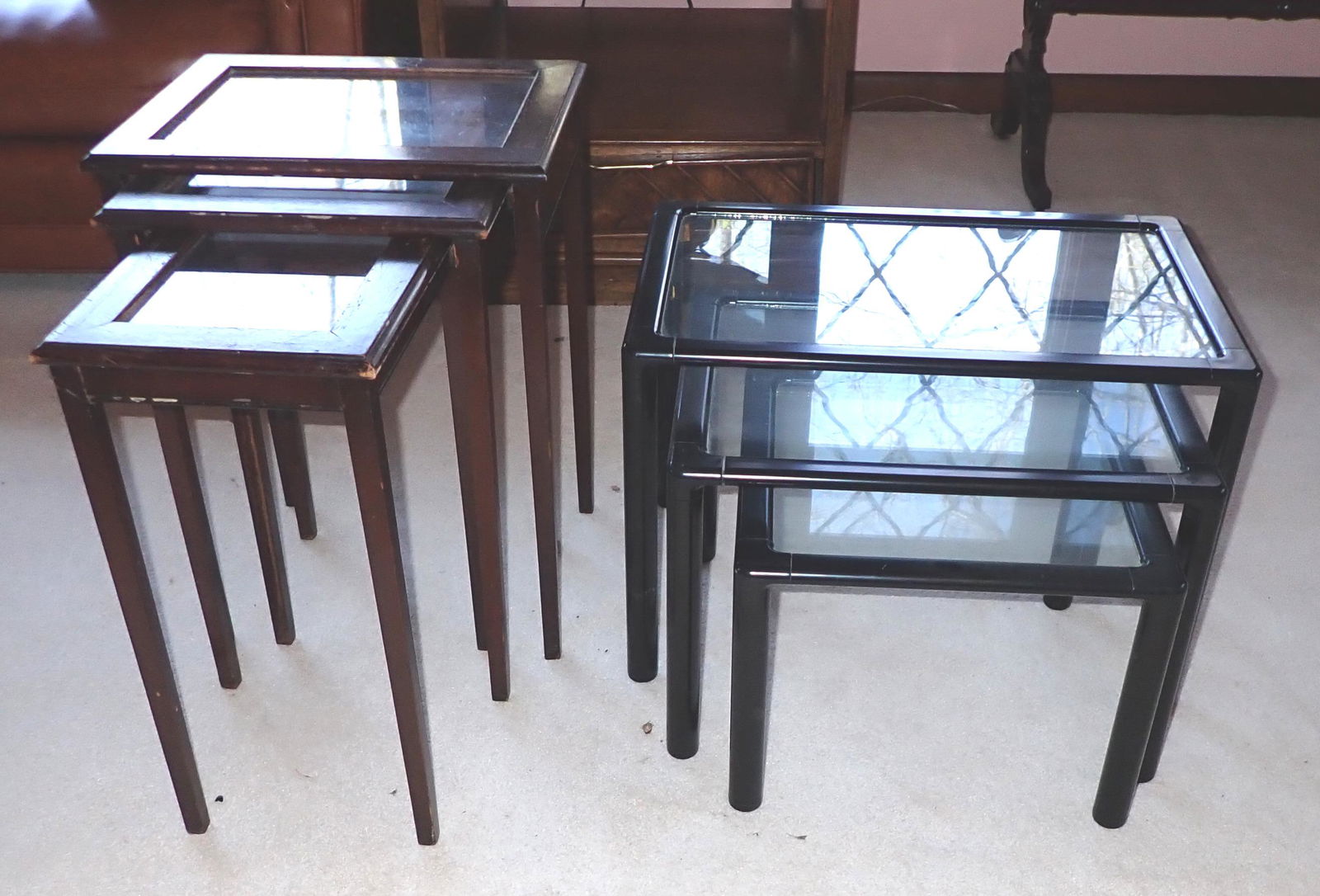 2 Sets of Nesting Tables (1 of 5)