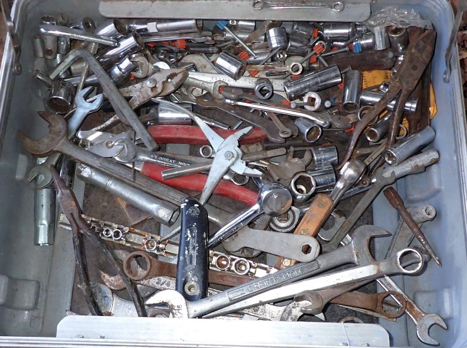 Sockets Wrenches Misc Tools (1 of 1)