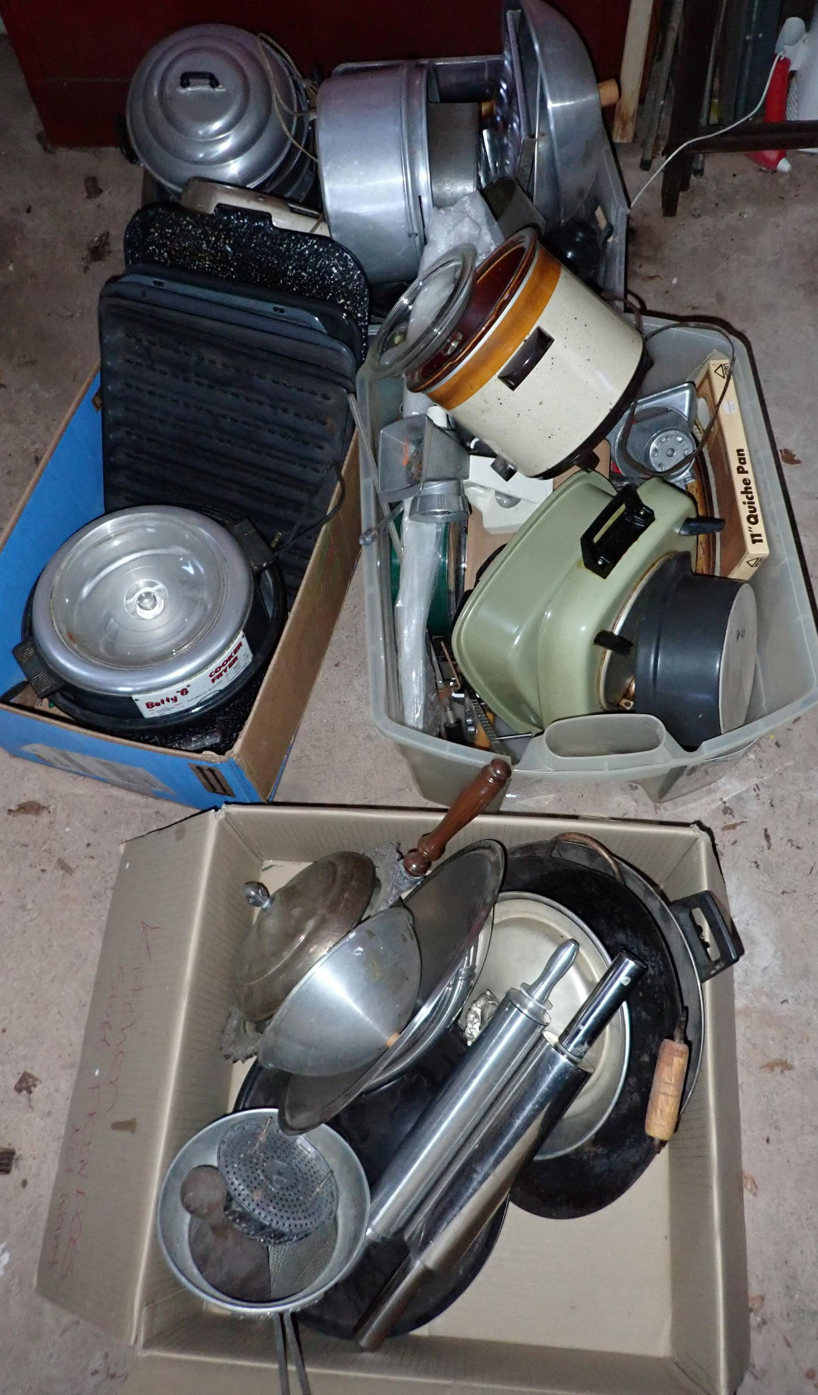 Misc Kitchenware (1 of 5)