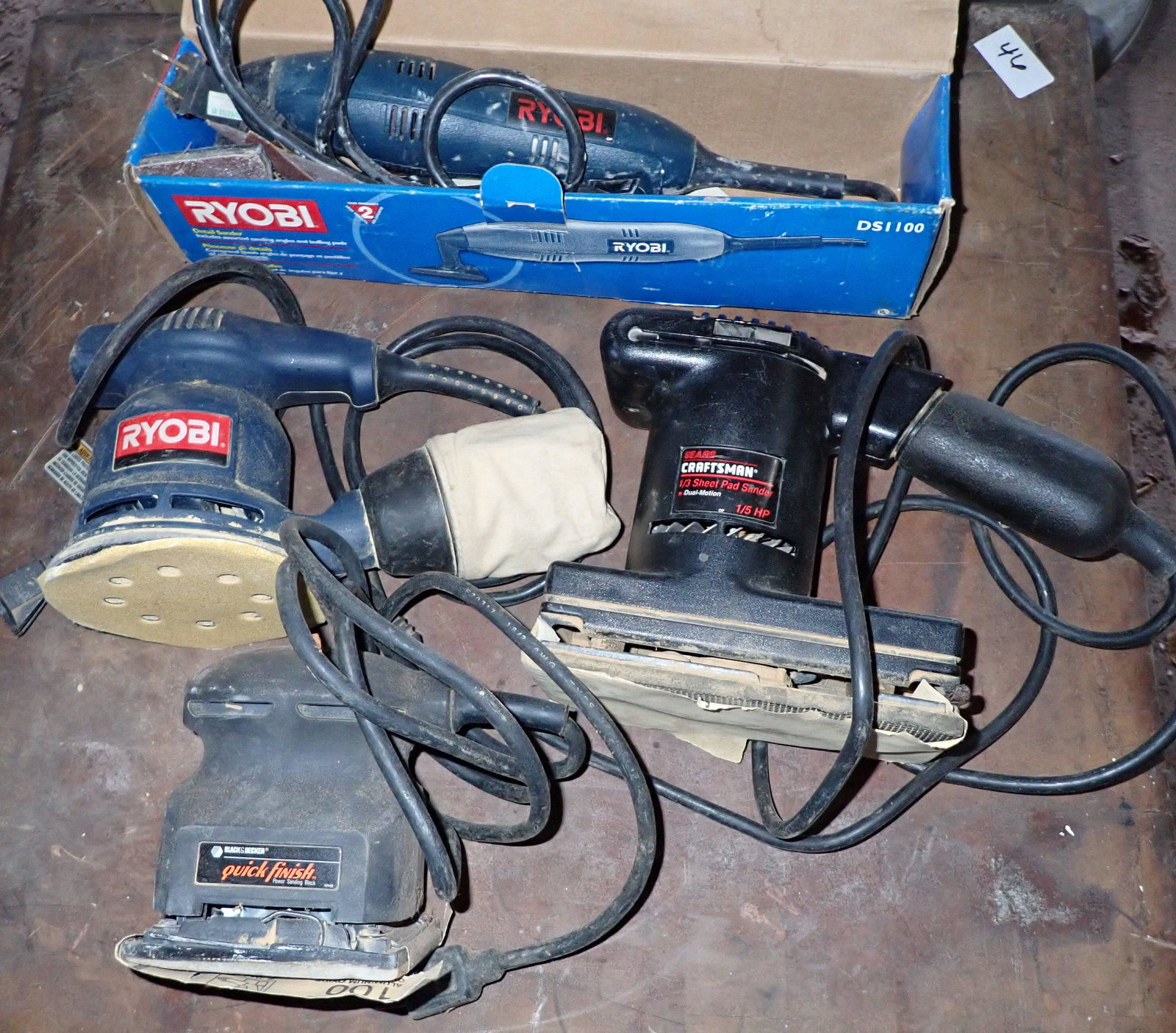 Ryobi Black & Decker Sanders (1 of 1)