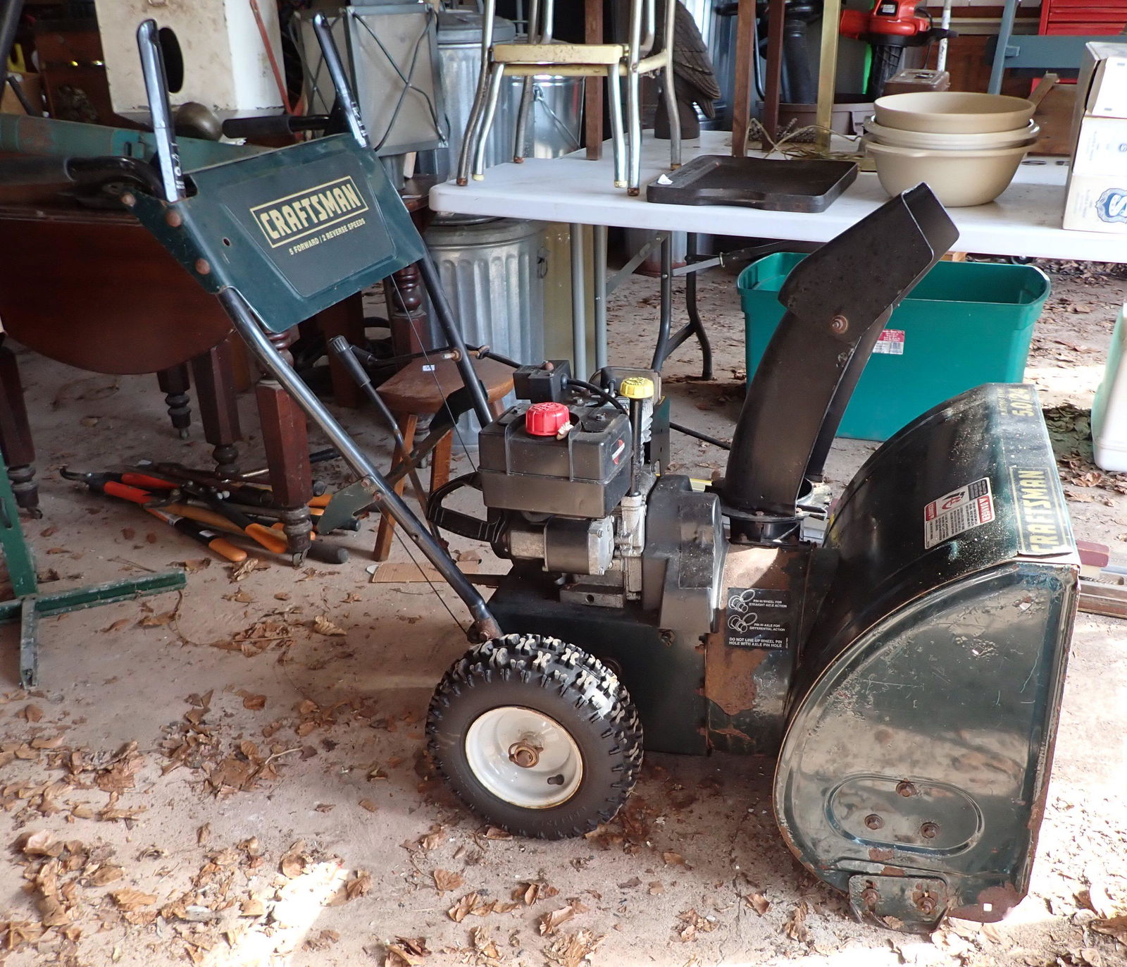 5hp Craftsman Snowblower (1 of 7)
