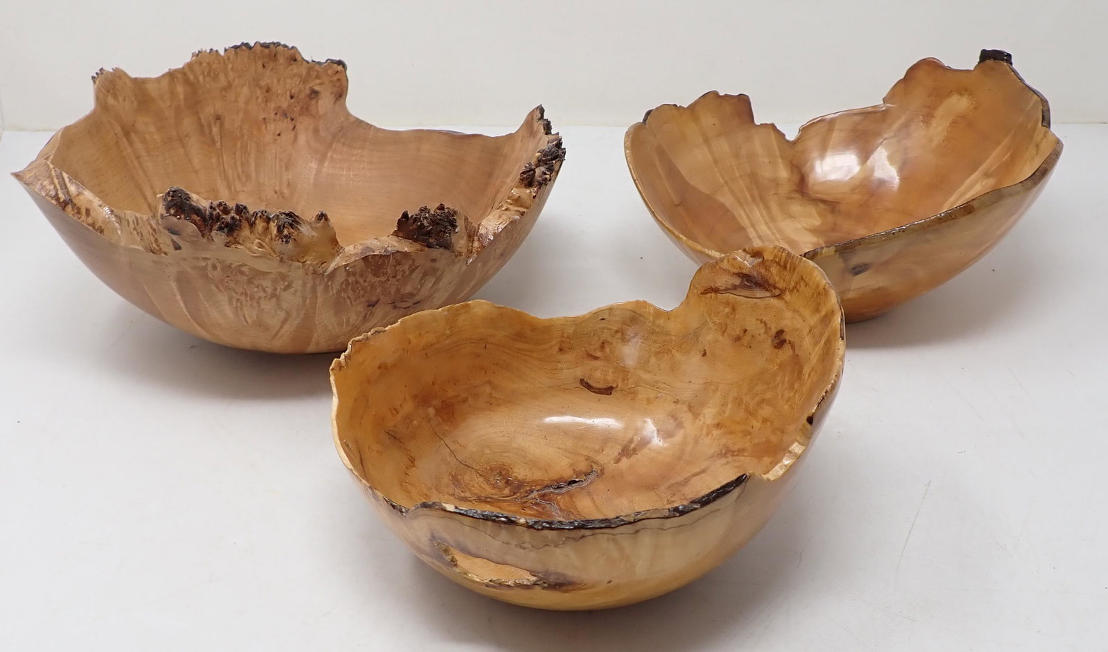 Signed Spalted Wood Maple Bowls: Largest is approx 9" in diameter and 4" tall