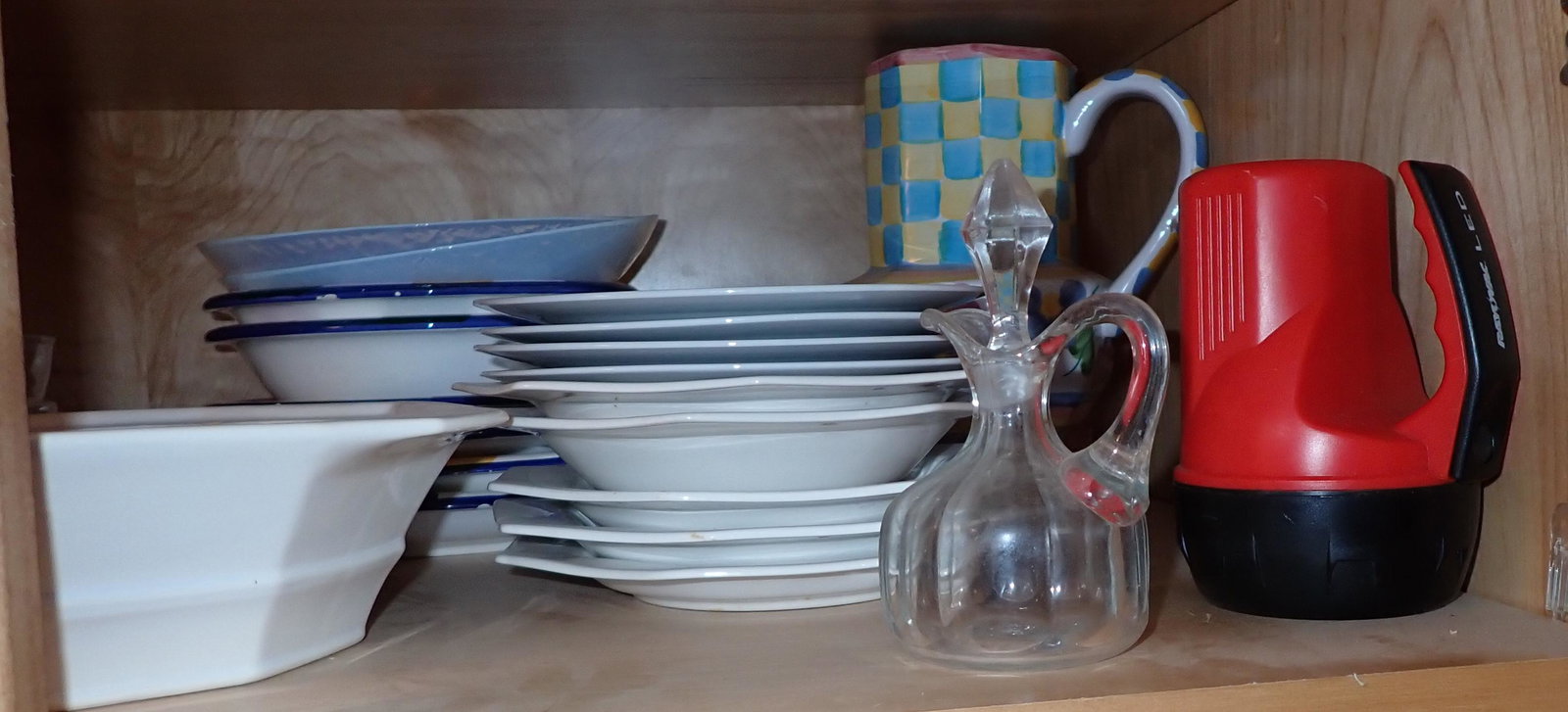 Pfaltzgraff & Misc Cabinet Contents (1 of 13)