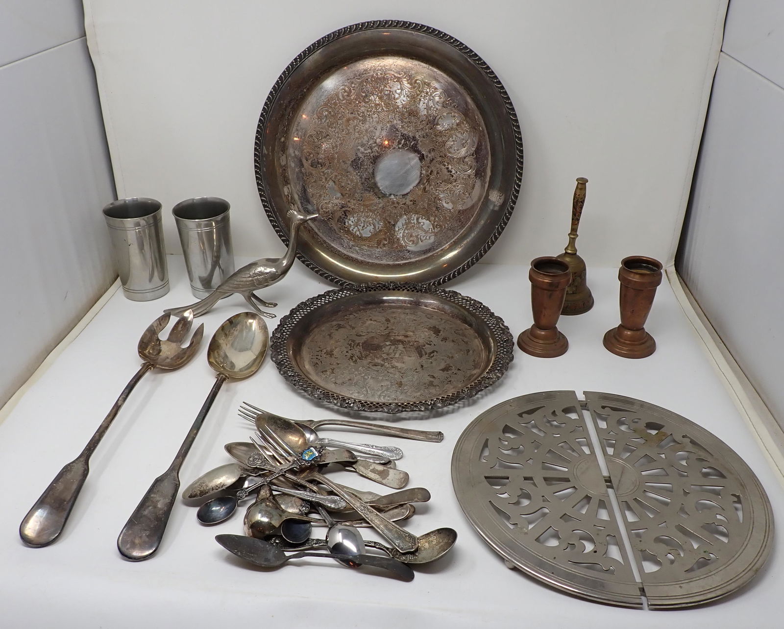 Silverplate Platters Flatware Serving Pieces (1 of 7)