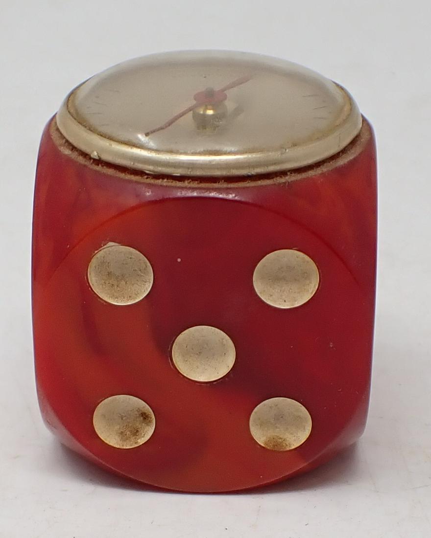 Rolux Bakelite Dice Thermometer: Modele Depose. Approx 1 1/2" x 1 1/2" x 1 5/8"