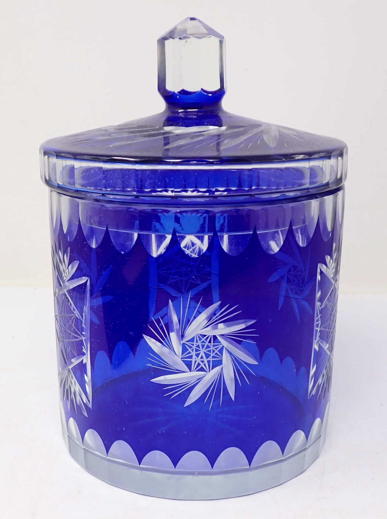 Cut to Clear Biscuit Jar (1 of 4)