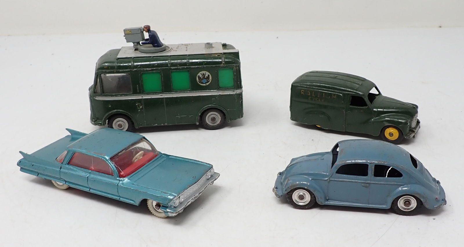 4 Dinky Toys Raleigh Cycles TV Roving Eye (1 of 5)