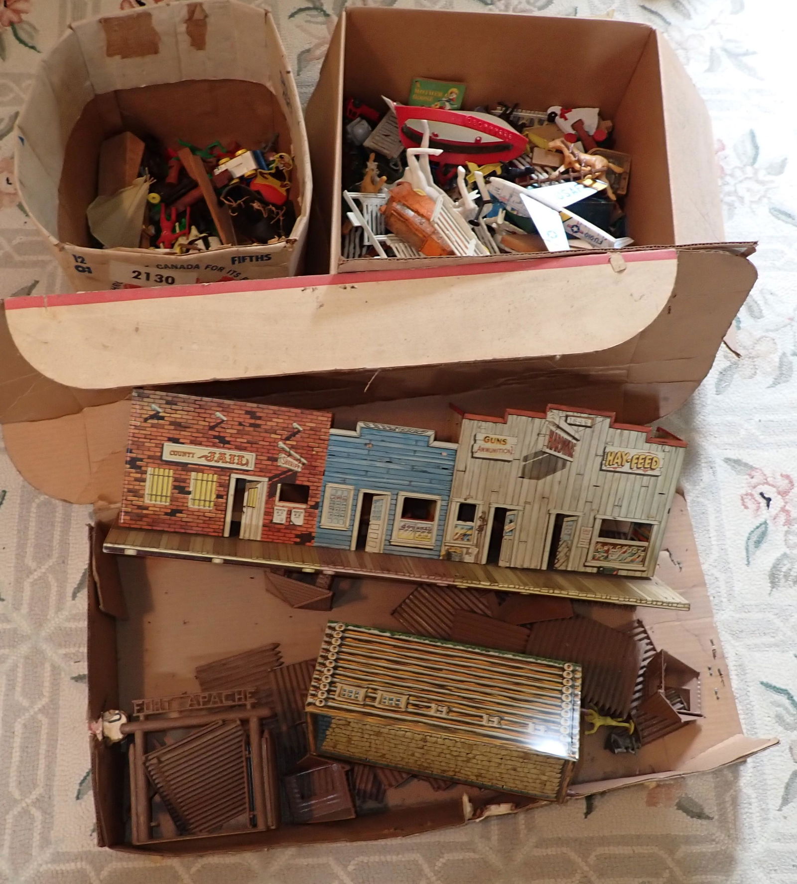 Fort Apache Stockade & Misc Toys (1 of 6)