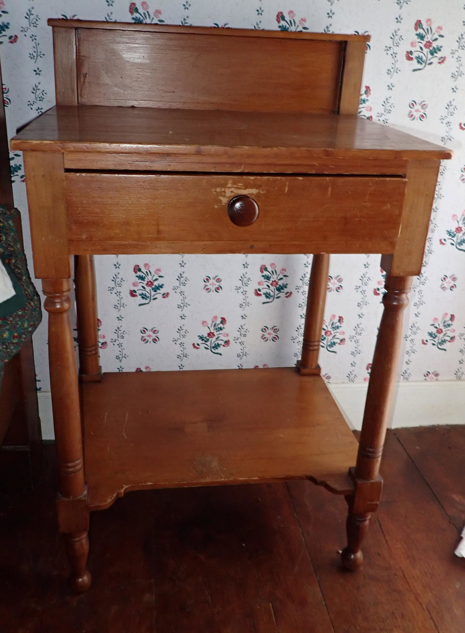 One Drawer Stand: Approx 16" x 21" x 34" tall