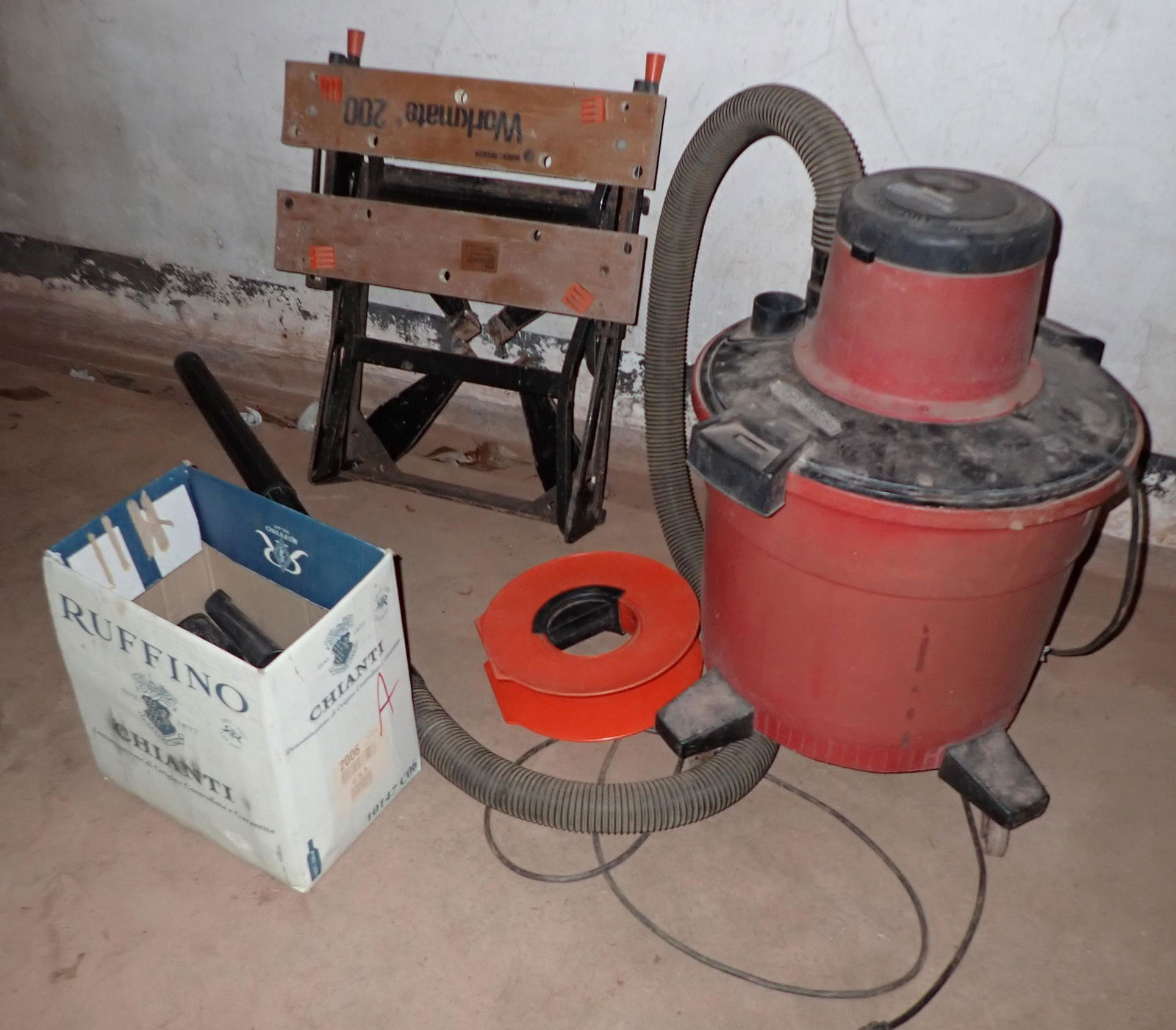 Shop Vac Black & Decker Workmate 200 (1 of 3)