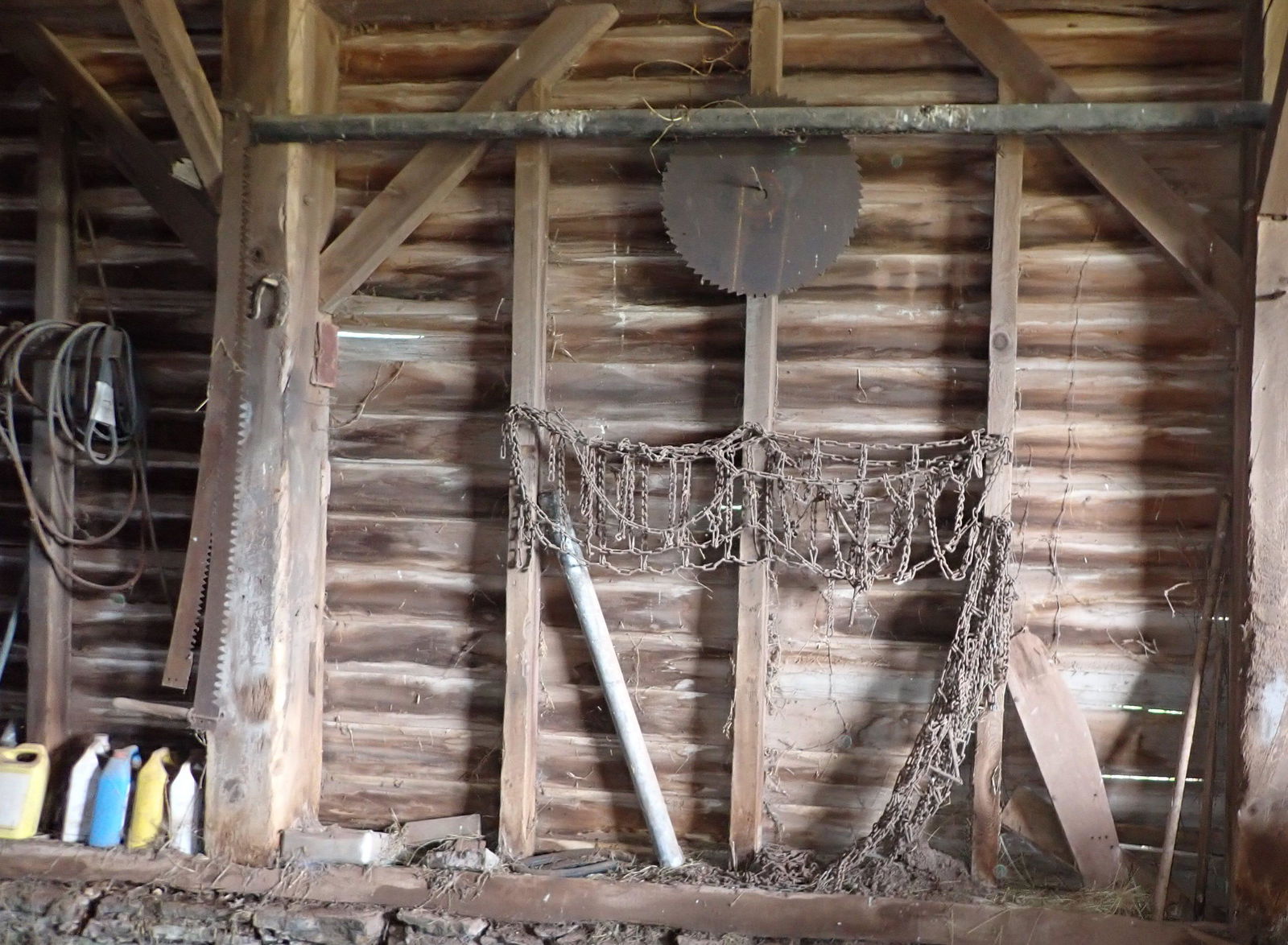 Saw Blade 2 Man Saw Snow Chains Wall Contents (1 of 6)