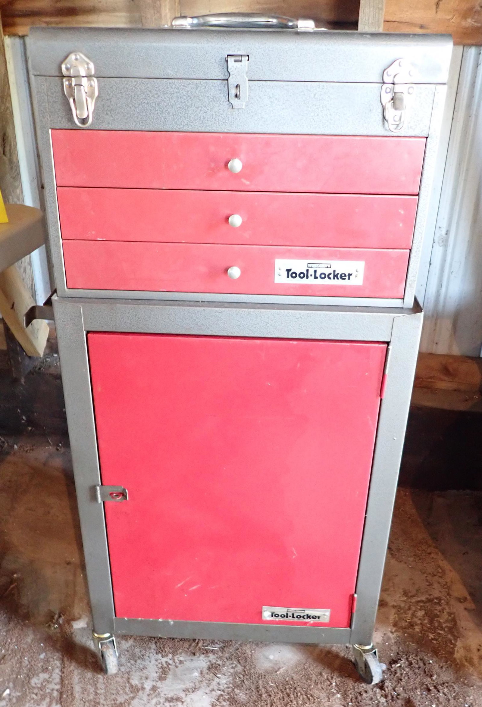 Work Shops Tool Locker Toolbox (1 of 3)