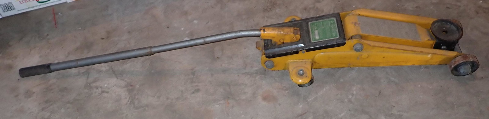 2 Ton Hydraulic Trolley Floor Jack (1 of 4)