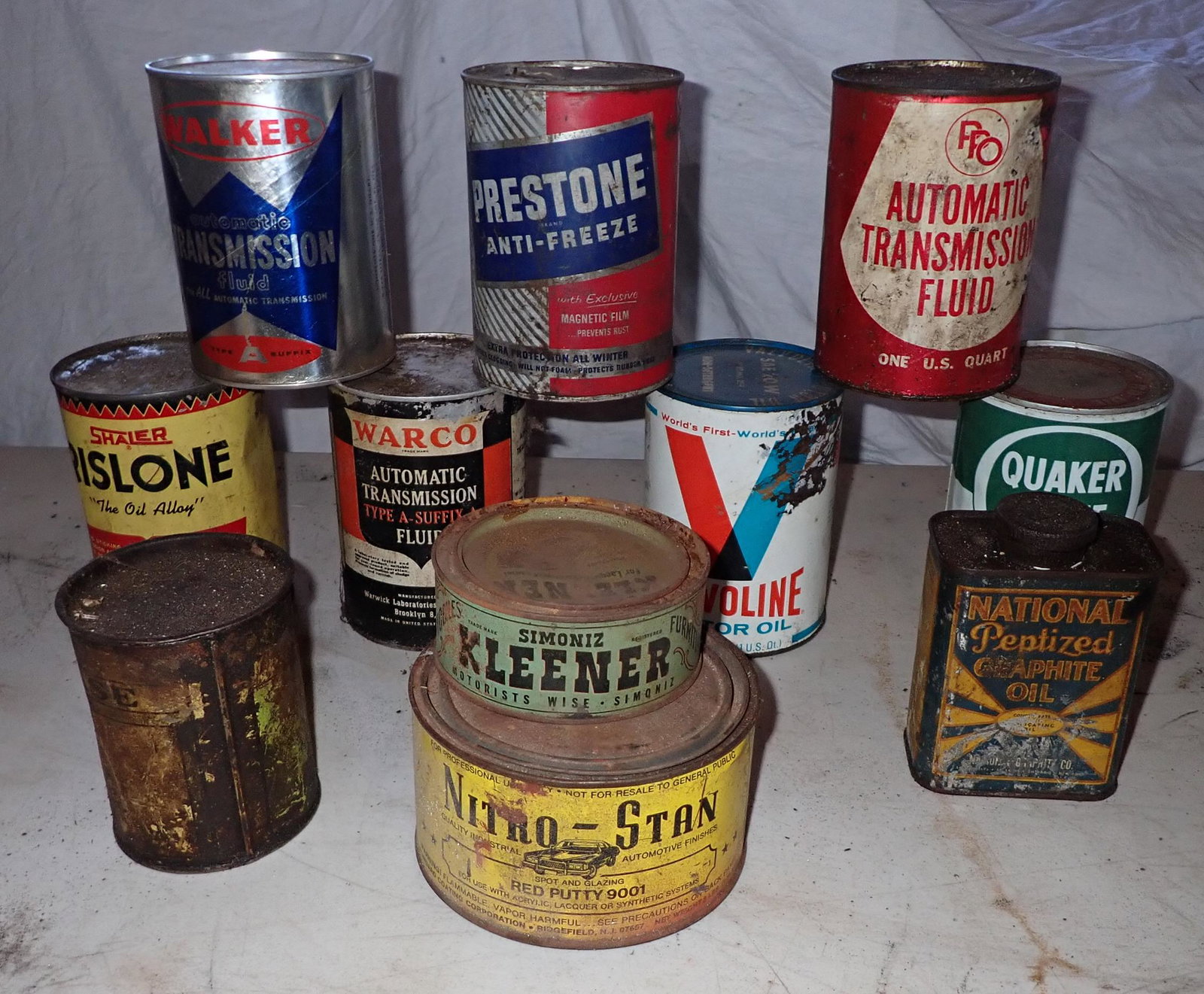 Quaker State Valvoline Oil & Misc Cans (1 of 3)