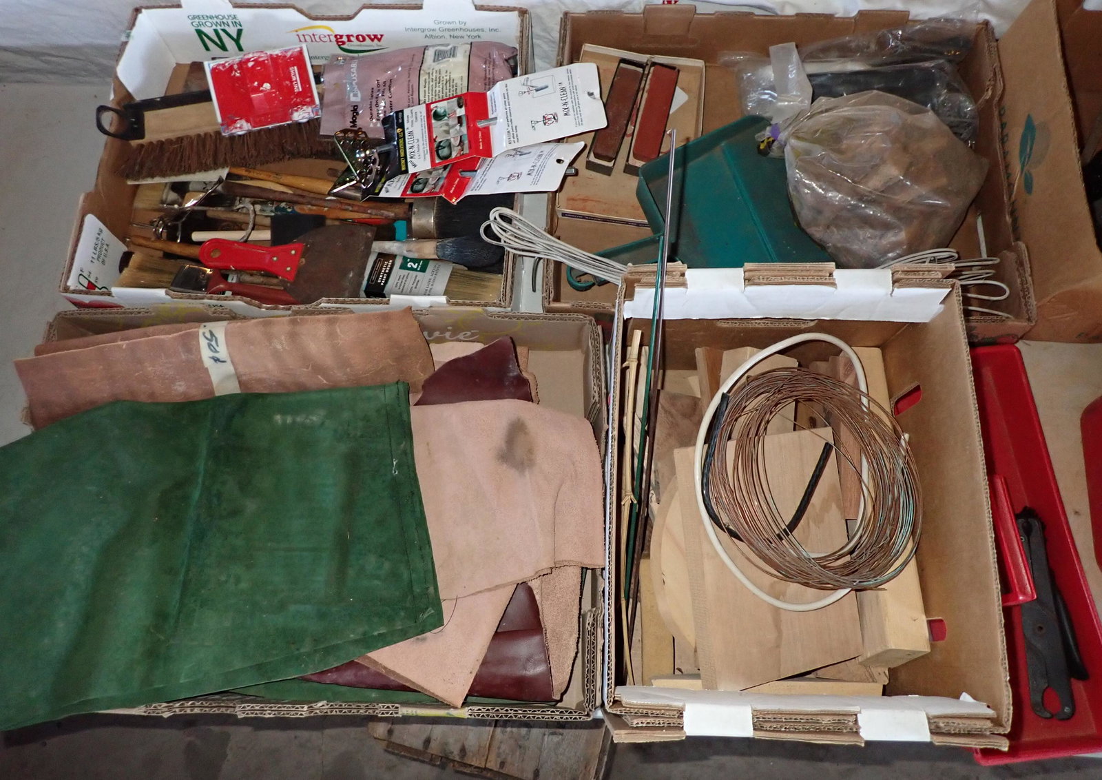 Tools Leather Misc Table Contents (1 of 7)