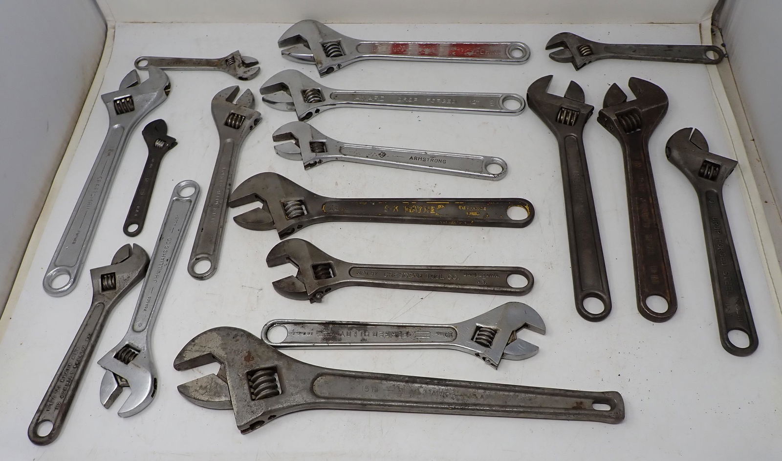 Black Hawk Crescent SK Craftsman Adjustable Wrenches (1 of 5)