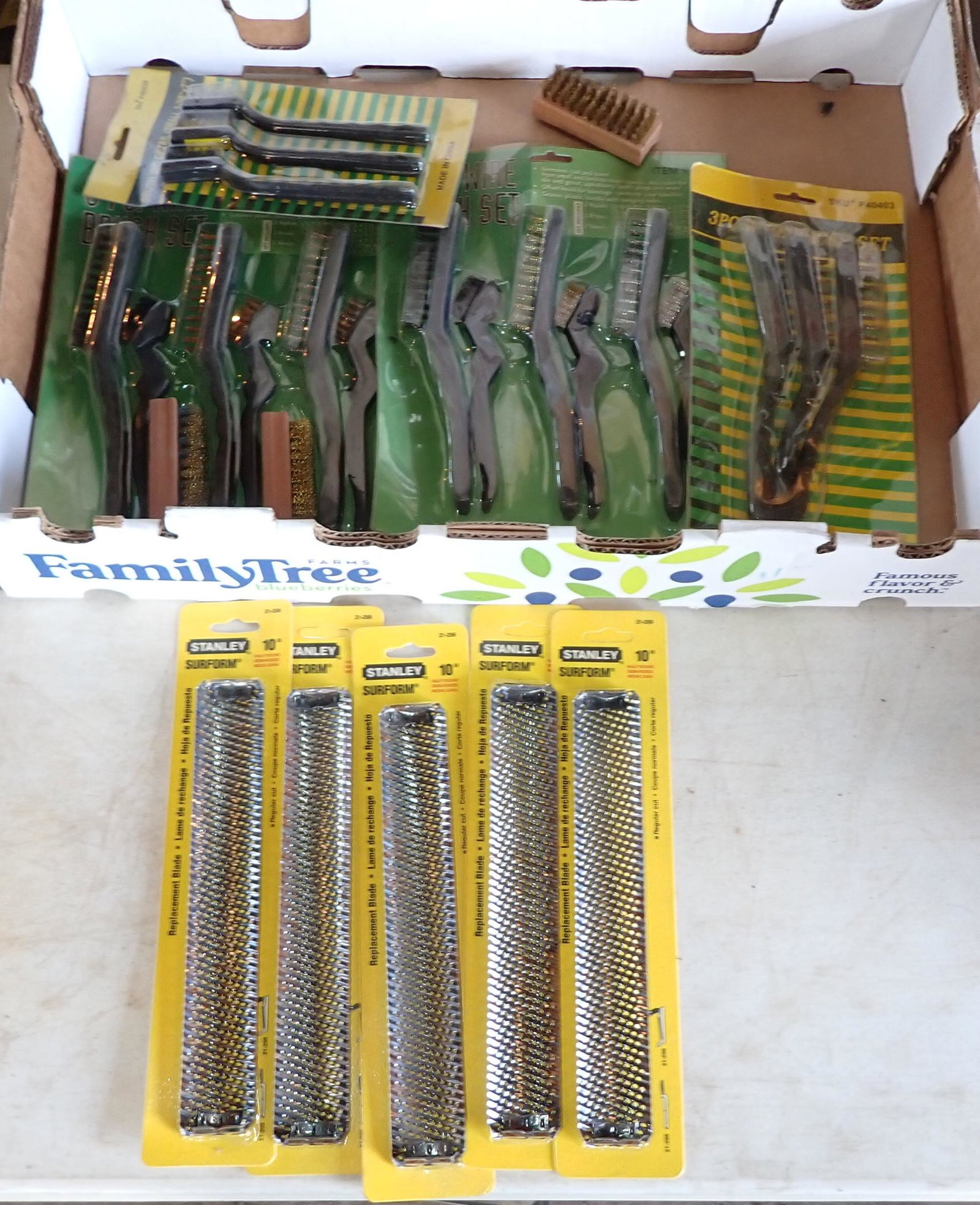 Wire Brushes and Rasps (1 of 2)