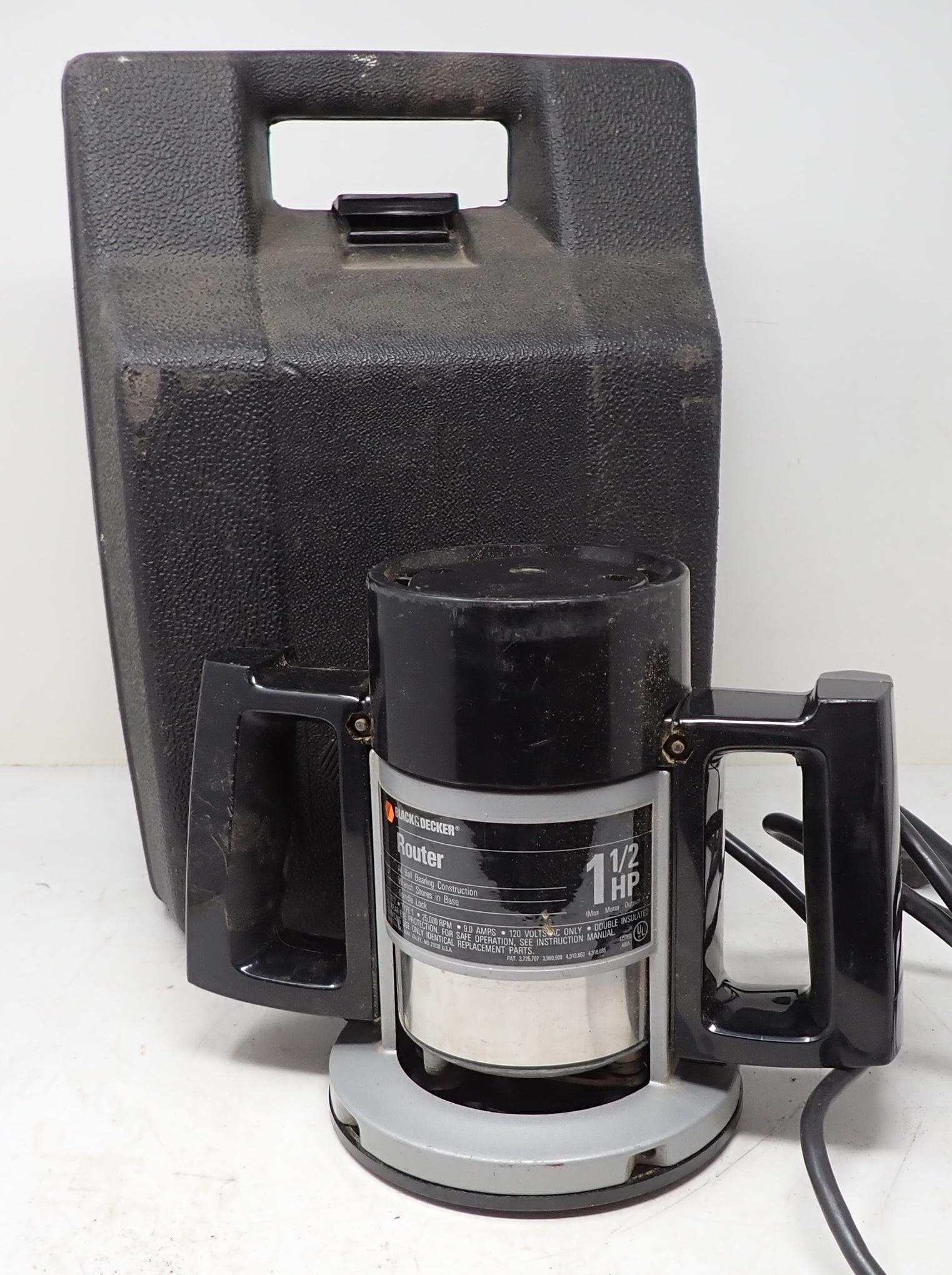 Black & Decker 1 1/2hp Router (1 of 3)