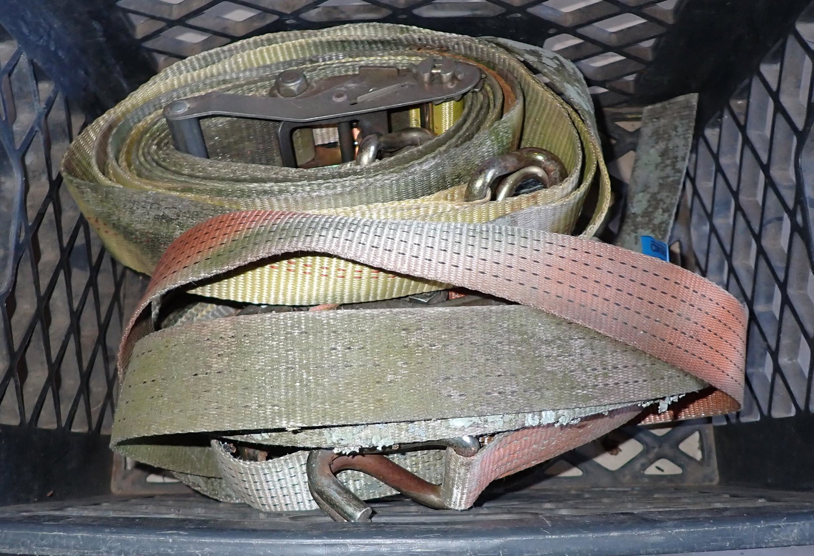 4 Rachet Straps (1 of 1)