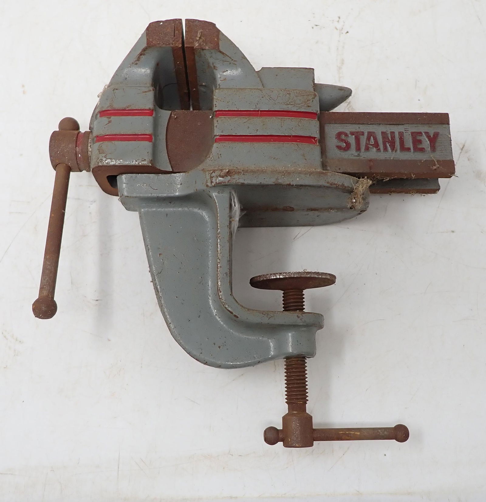 Stanley Table Top Clamp on Vise (1 of 2)
