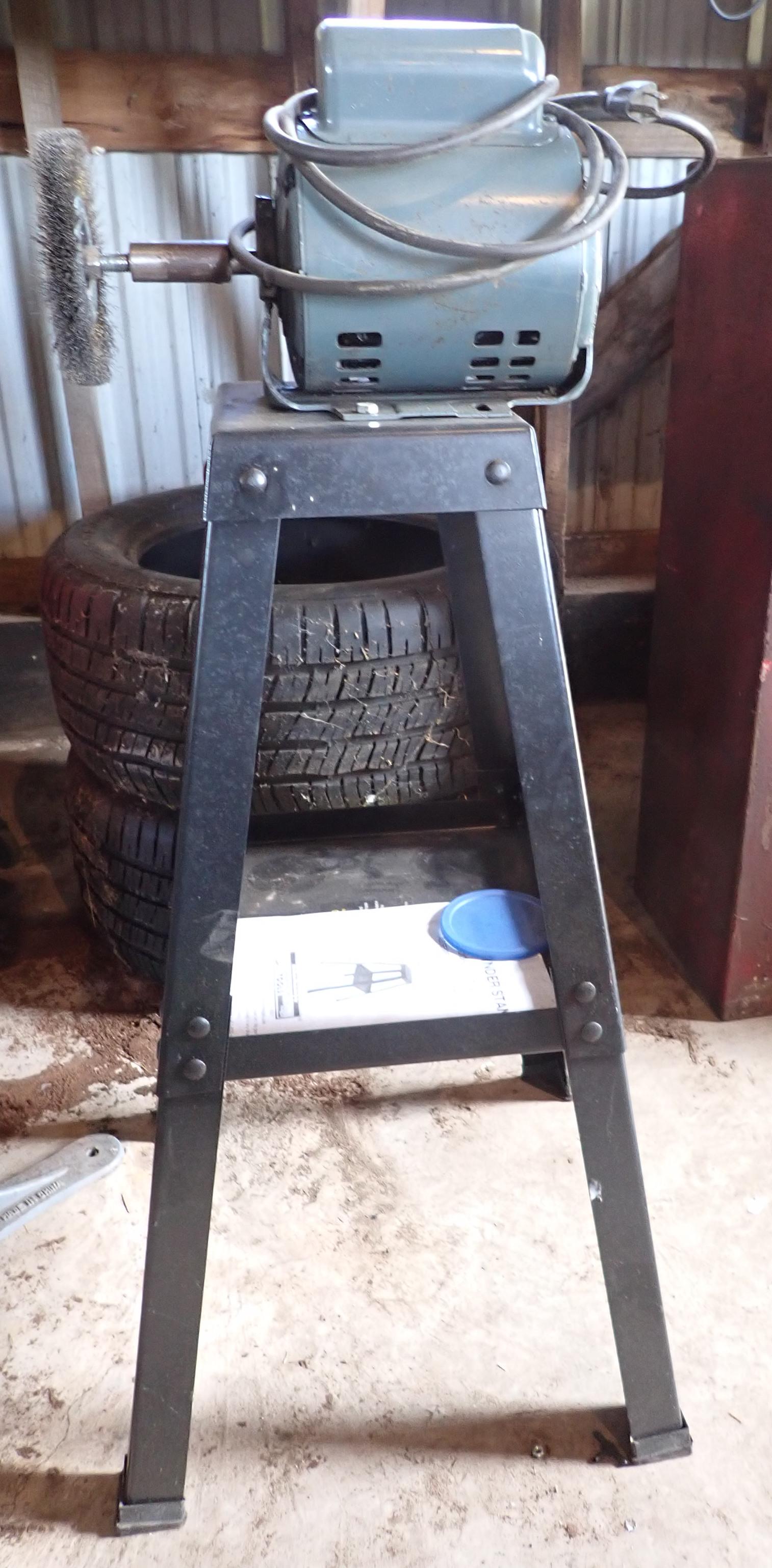 Bench Grinder w/ Stand (1 of 1)