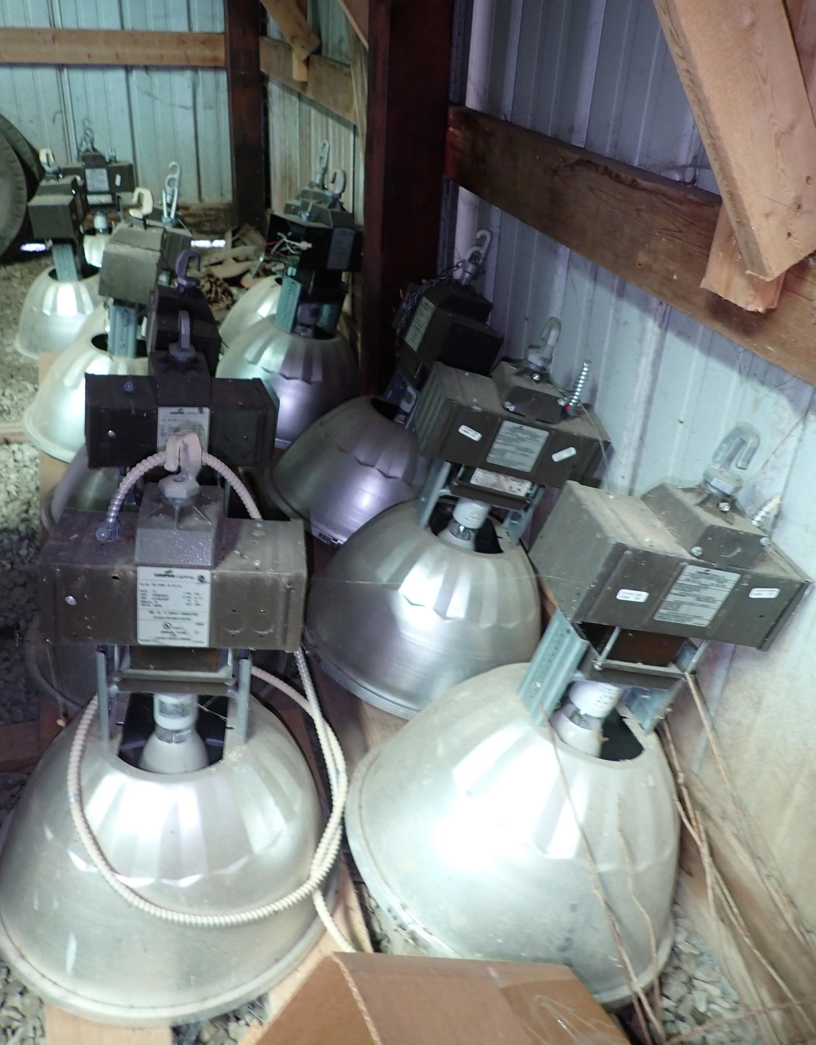 (20) 175 Watt Lights (1 of 4)