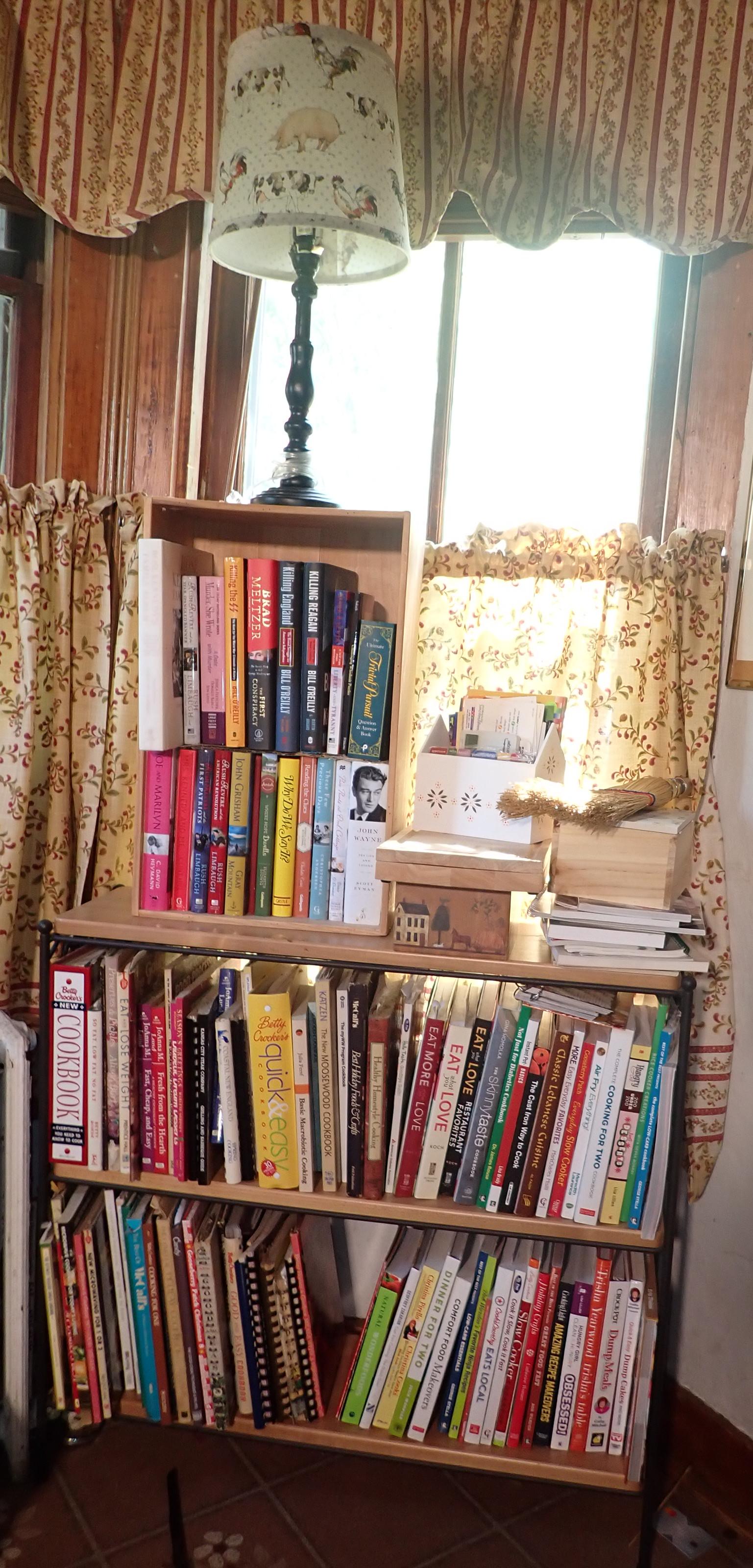 Misc Books Cookbooks Lamp (1 of 7)