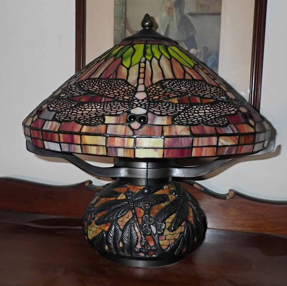 Stained Glass Dragonfly Lamp (1 of 3)