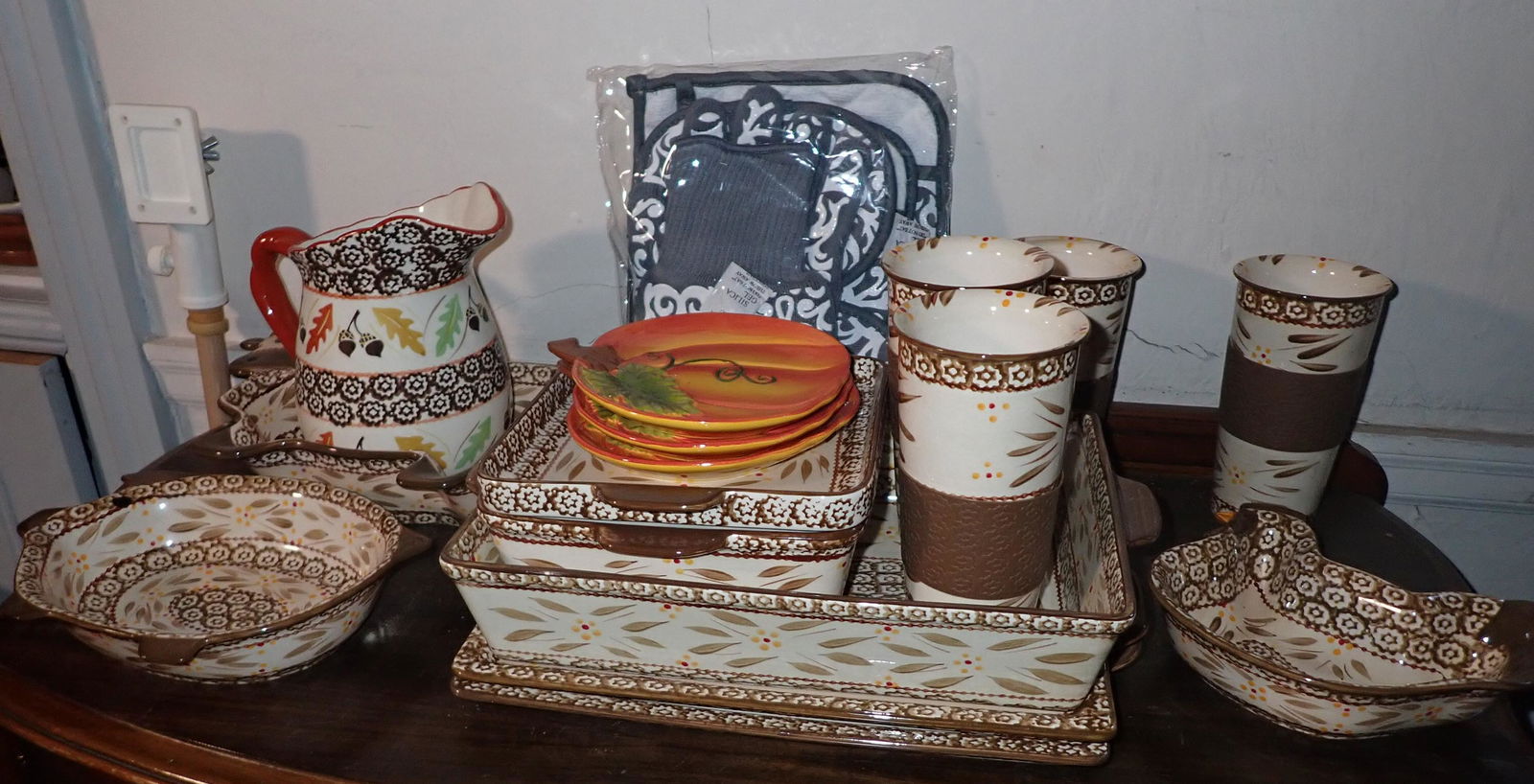 15 Pieces Temp-Tations Bakeware / Cookware (1 of 4)