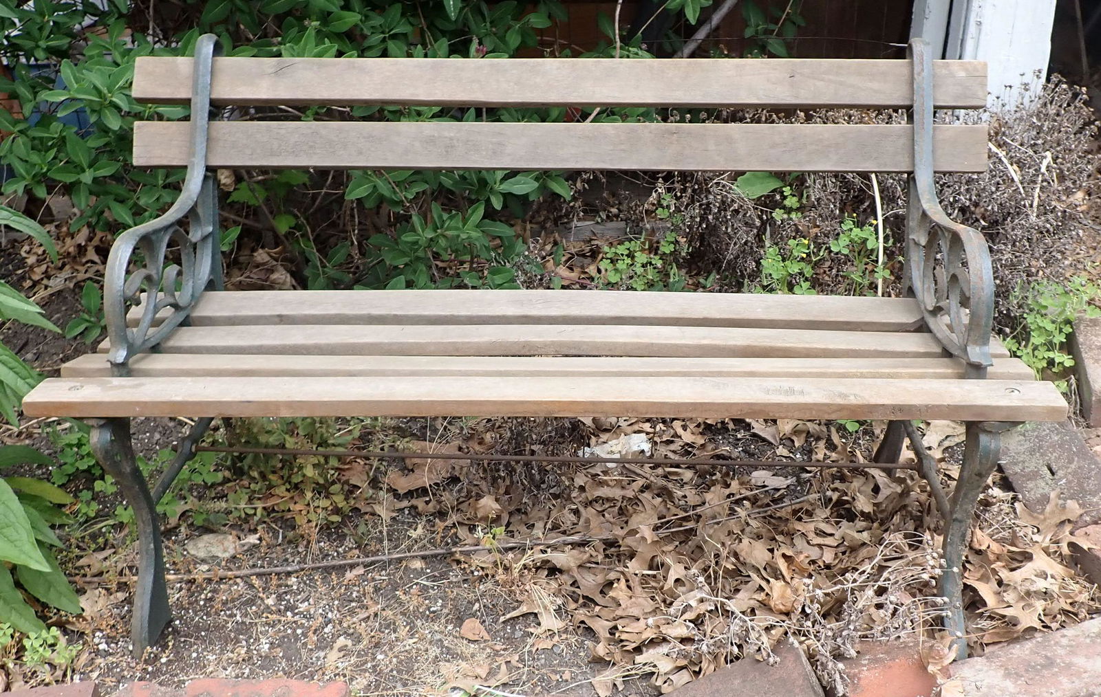 Childrens Garden Bench (1 of 2)