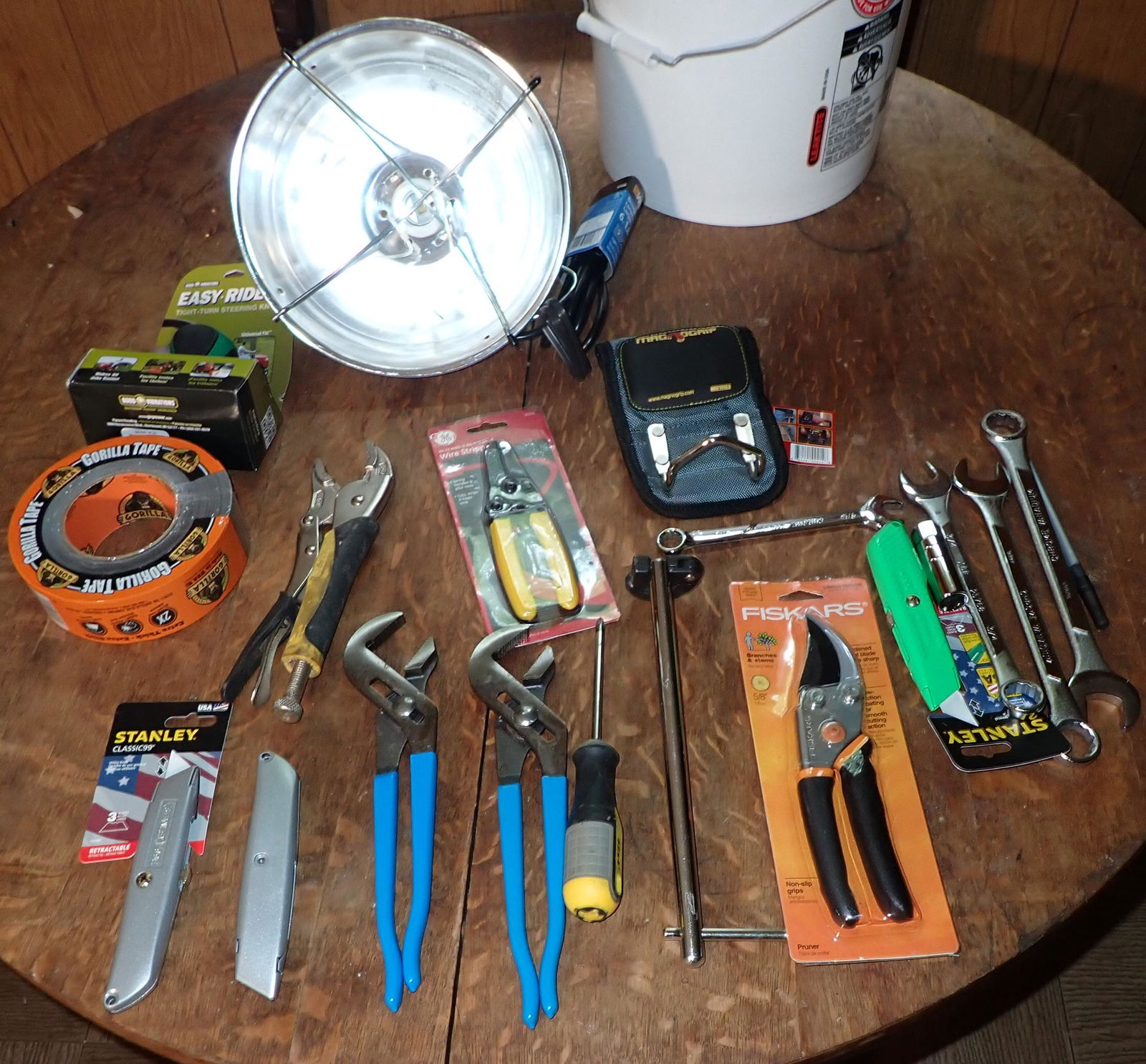 Slip Joint Pliers Pruners Wrenches (1 of 4)