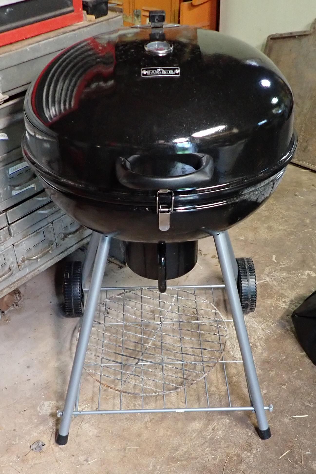 Mr Bar-B-Q Charcoal Grill (1 of 4)