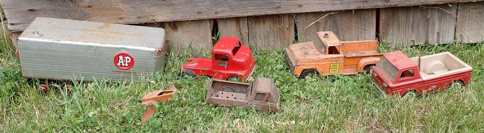 Tonka Structo & Misc Toys (1 of 5)