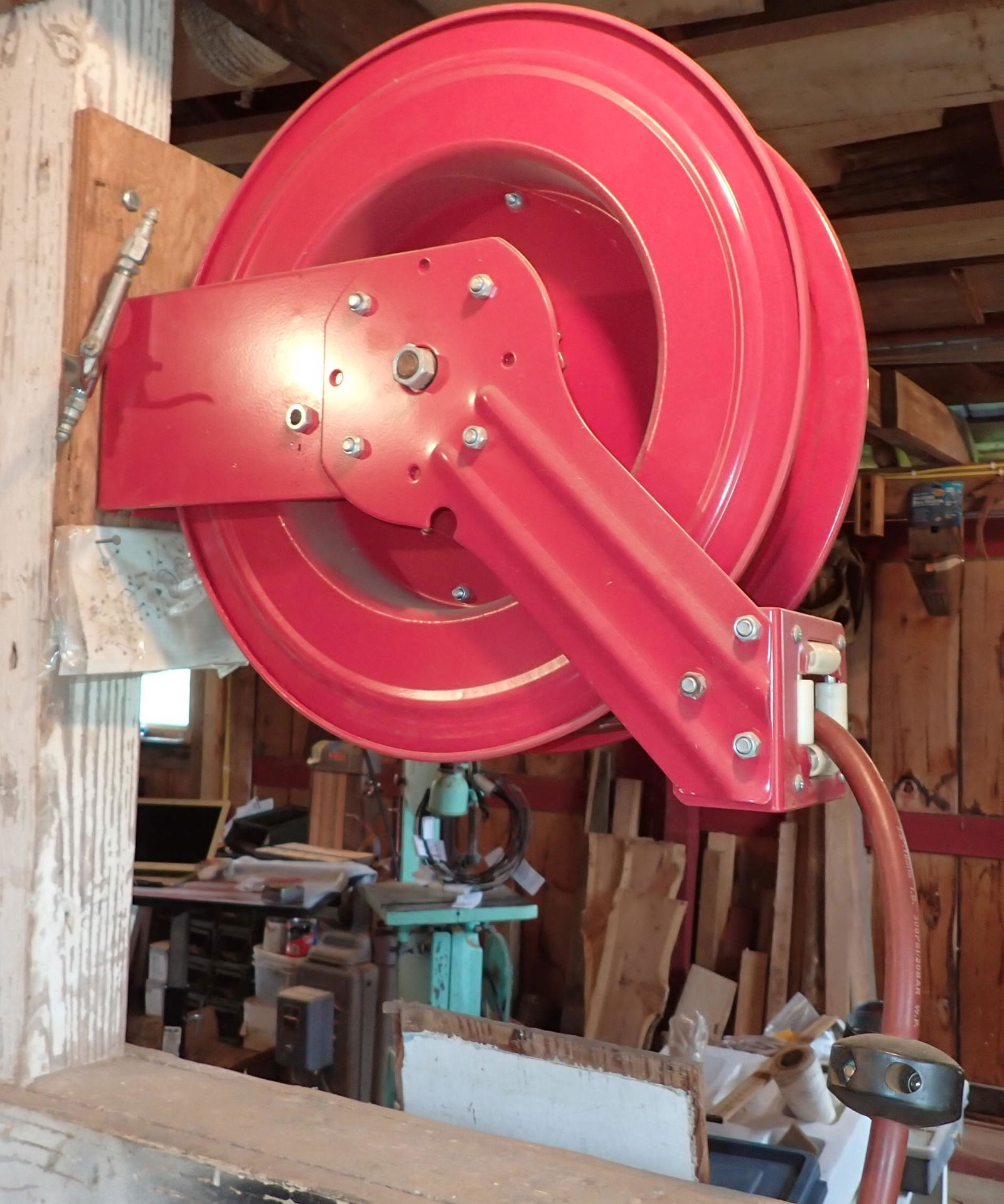 Air Compressor Hose Reel (1 of 4)