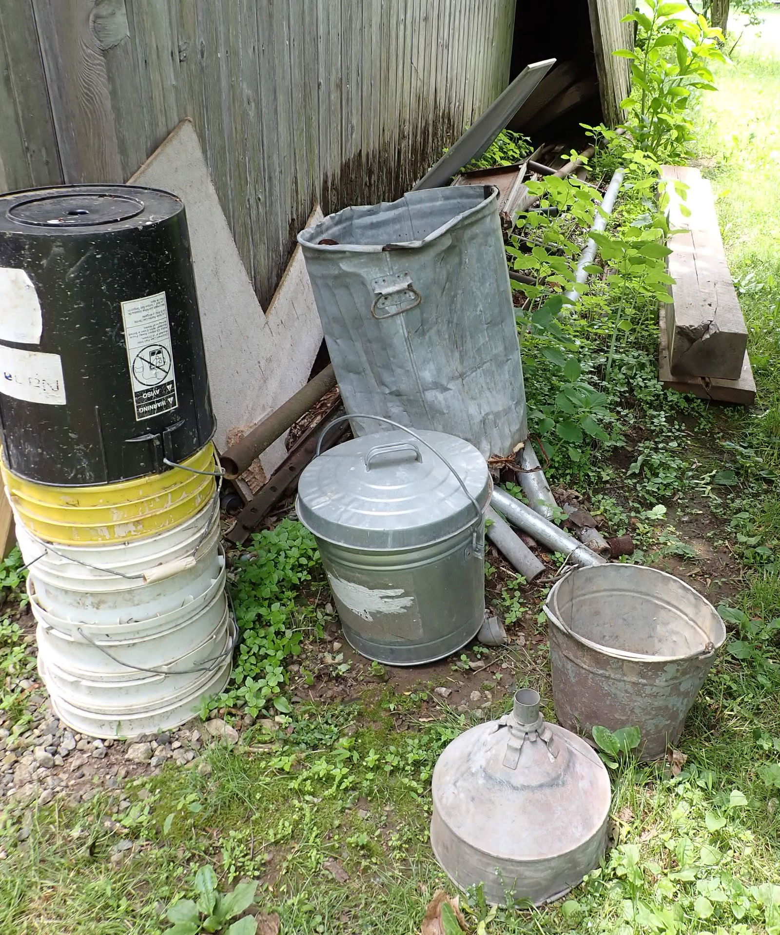 Scrap Iron Barn Beam & Misc (1 of 4)