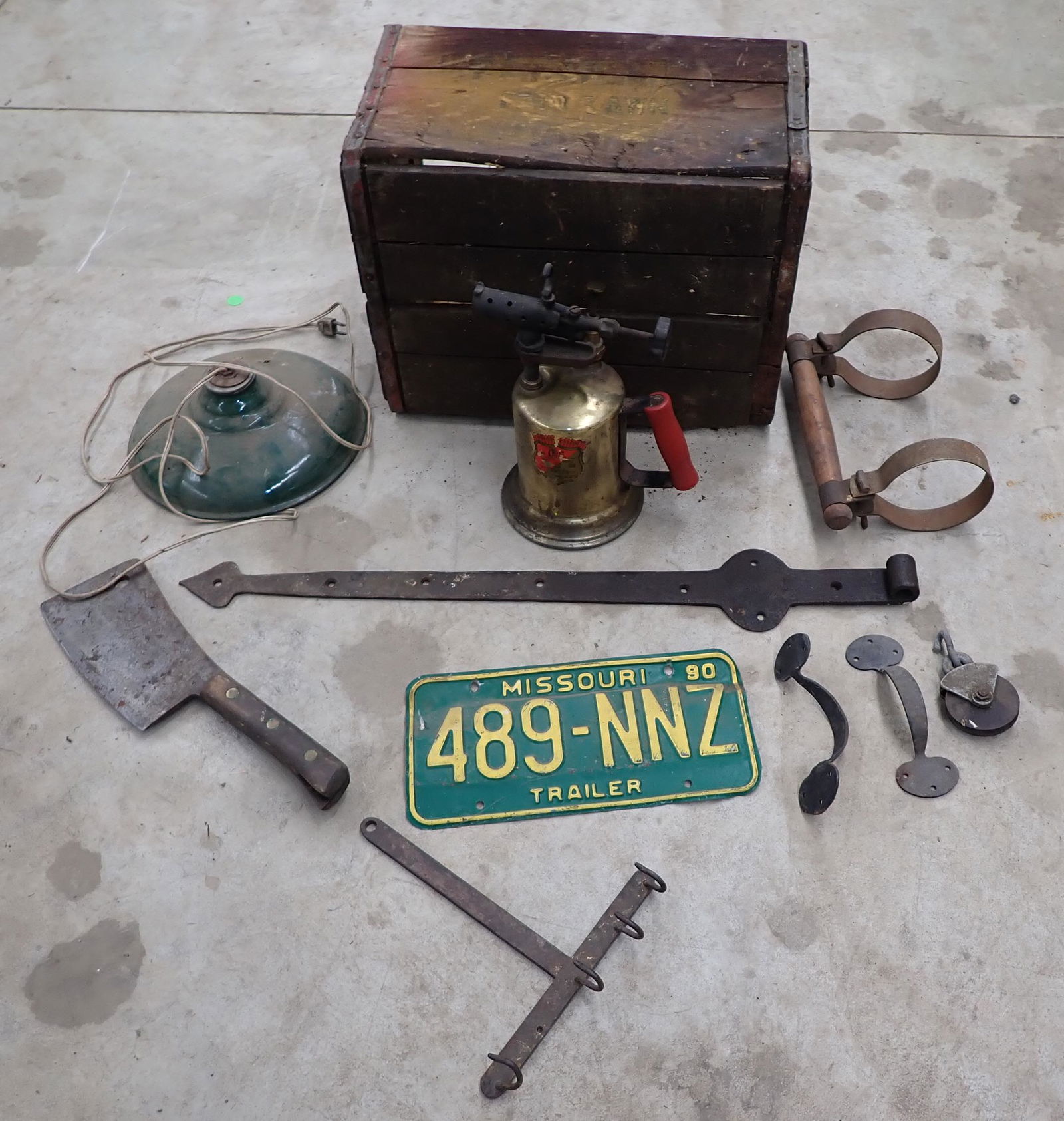 Barn Strap Hinge Porcelain Light Meat Cleaver (1 of 6)