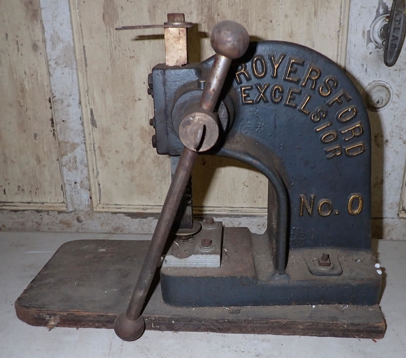 Royersford Excelsior No 0 Press (1 of 3)