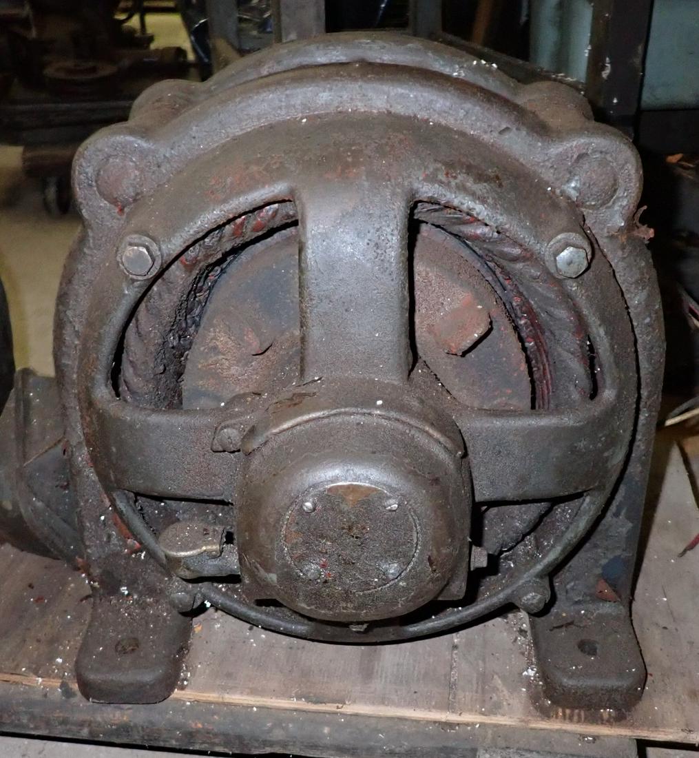 Antique General Electric 7 1/2hp Induction Motor (1 of 7)
