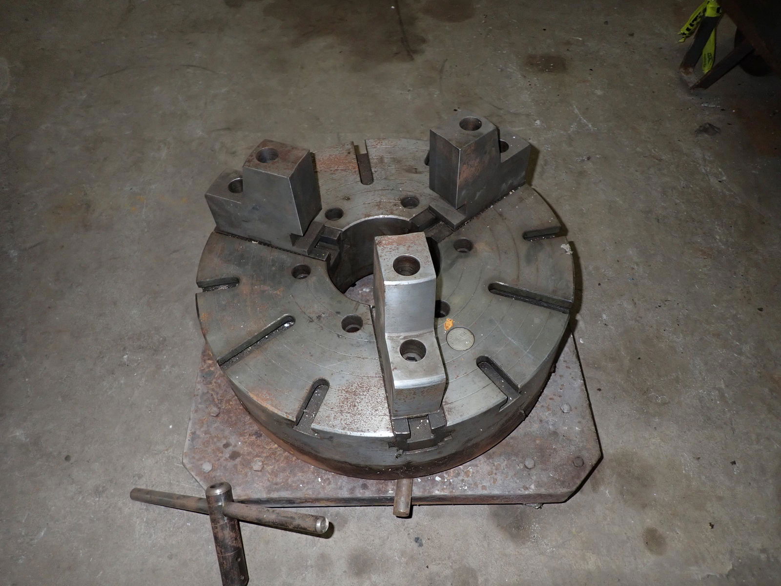 Gisholt No 3 21" Lathe Chuck (1 of 6)